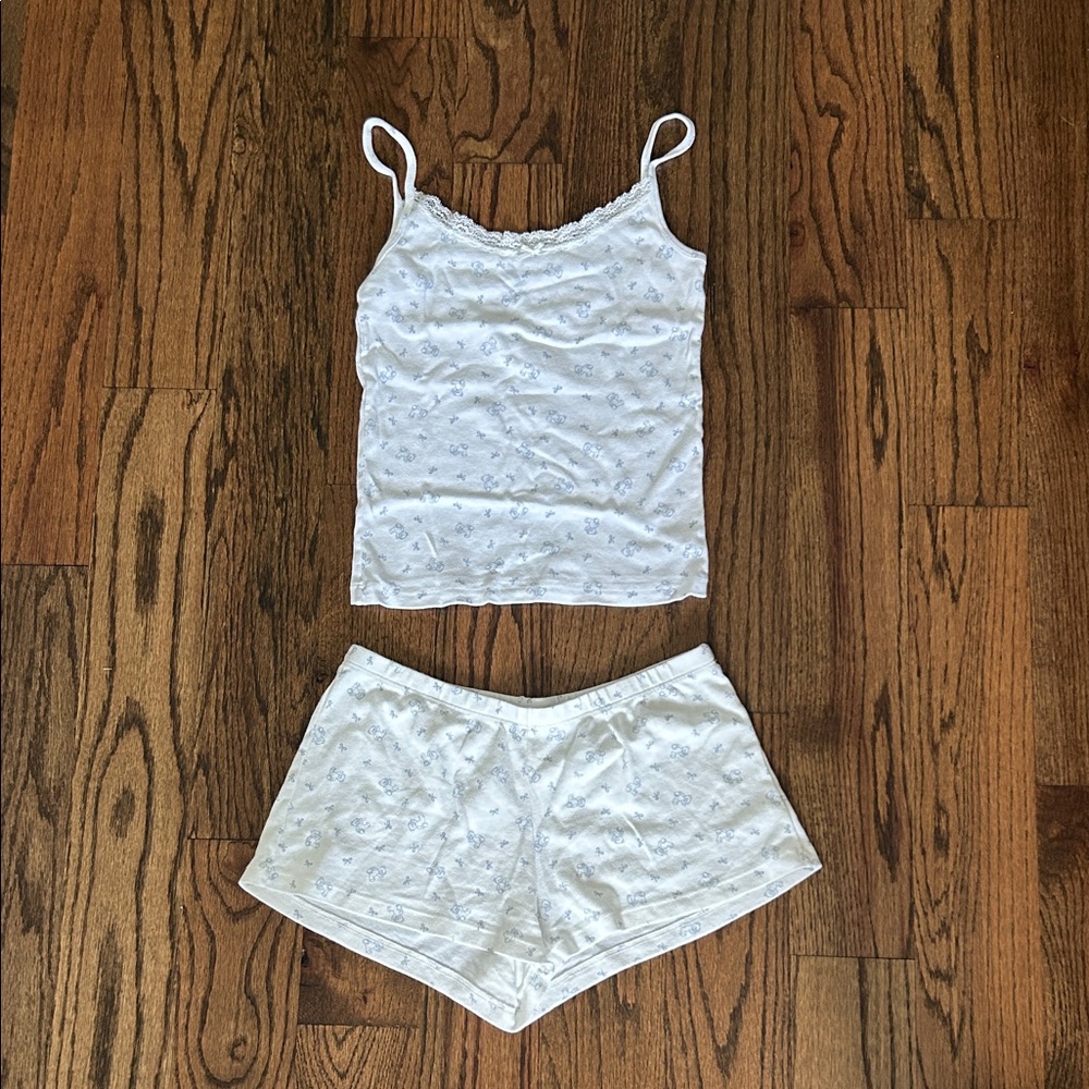 Brandy Melville White Floral Lace-Trim Cami & Shorts Sleep Set